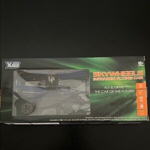 Infrared Flying Car - Blue and Black